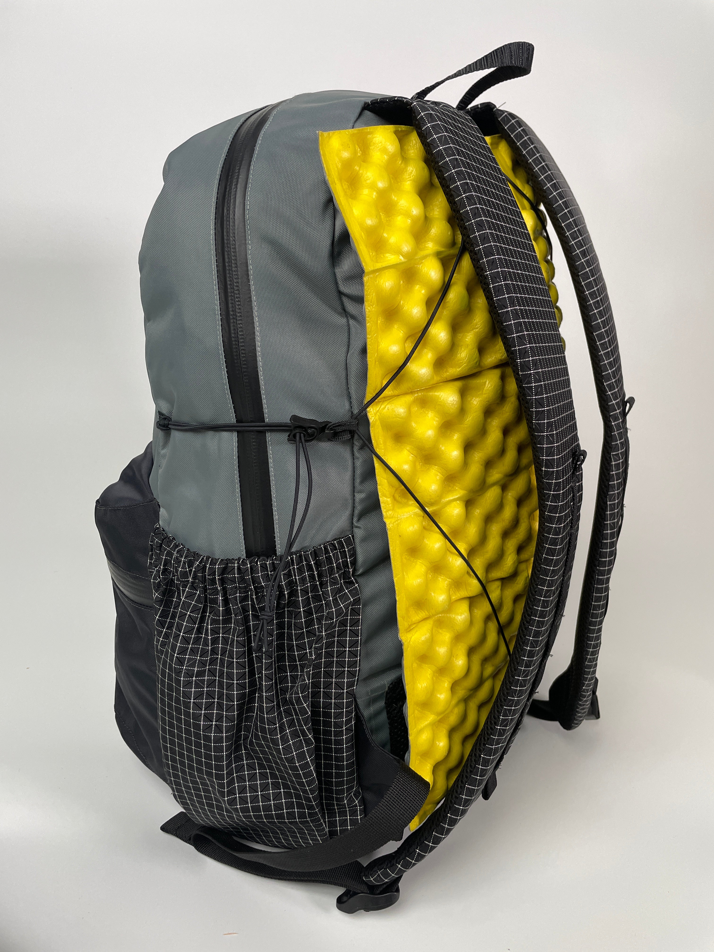 Minimalist 25L Daypack