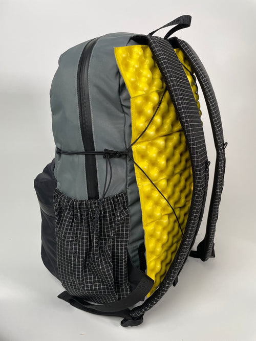 Minimalist 25L Daypack