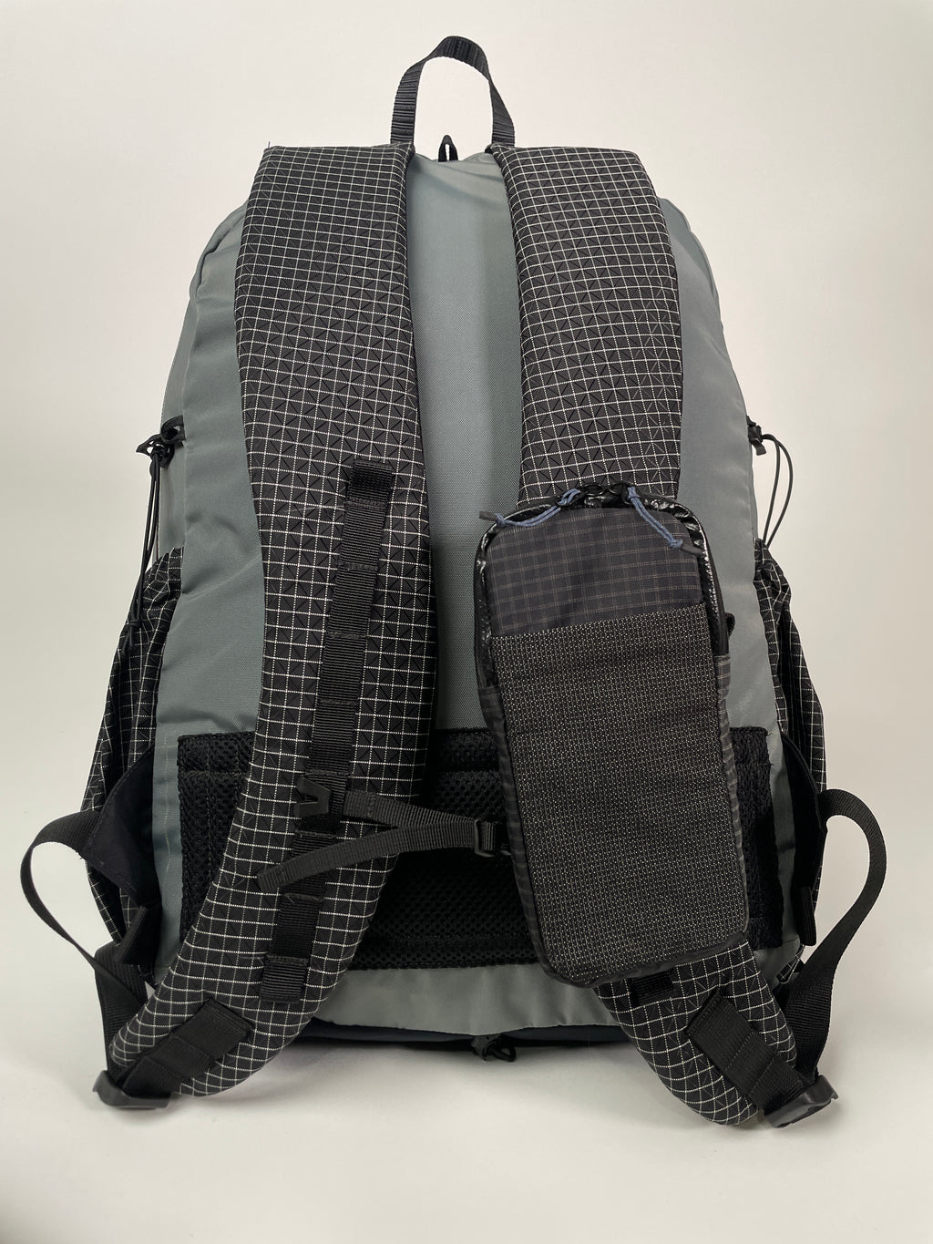 Minimalist 25L Daypack
